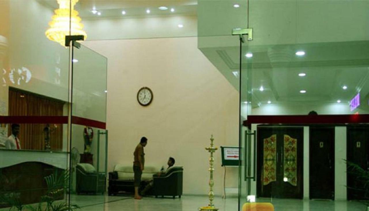 Hotel Vpn Residency Velankanni Ngoại thất bức ảnh