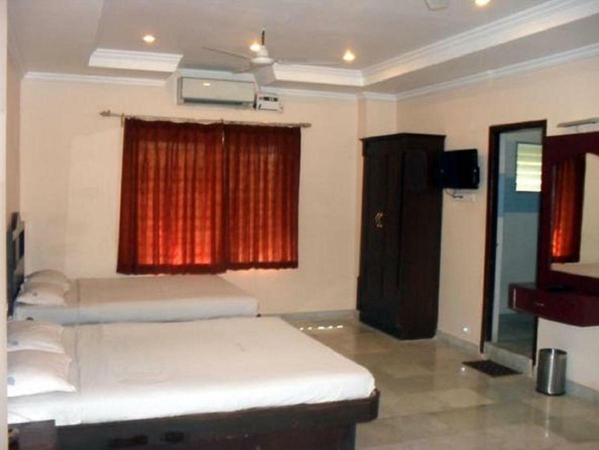 Hotel Vpn Residency Velankanni Ngoại thất bức ảnh